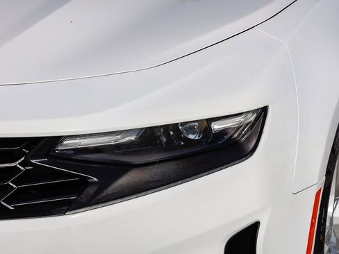 Used 2023 Chevrolet Camaro LT image 5