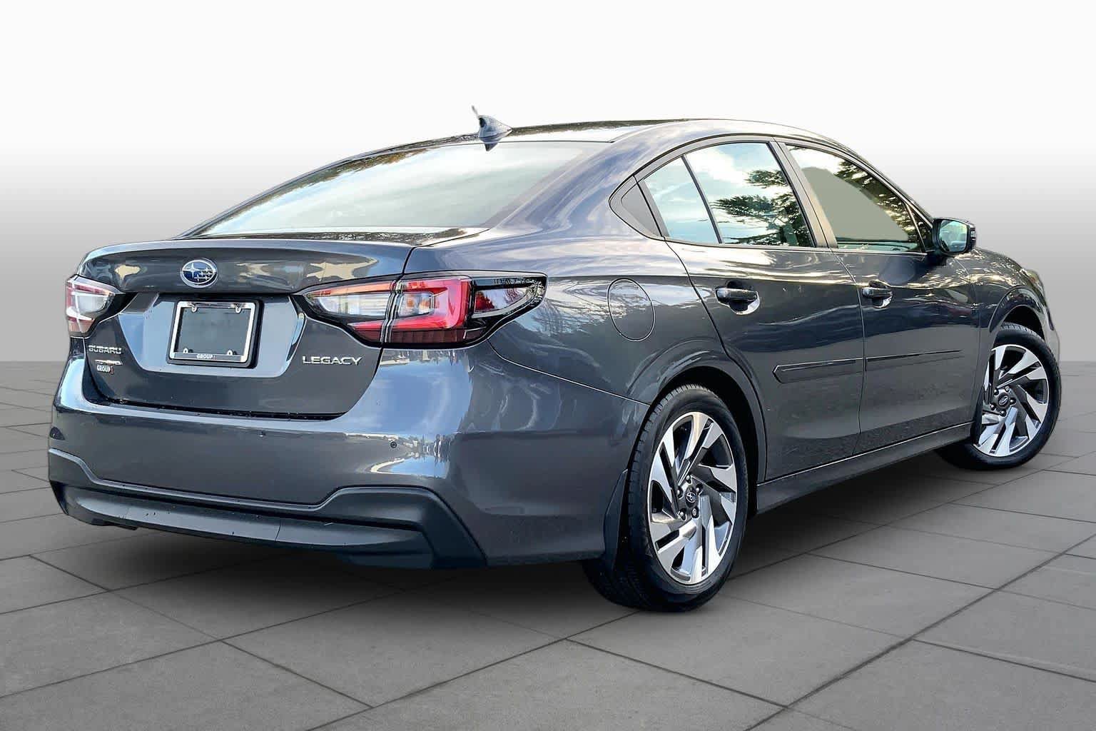 Used 2025 Subaru Legacy Limited AWD/4WD image 12