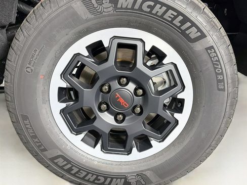New 2026 Toyota 4Runner TRD Off-Road Premium AWD/4WD image 30