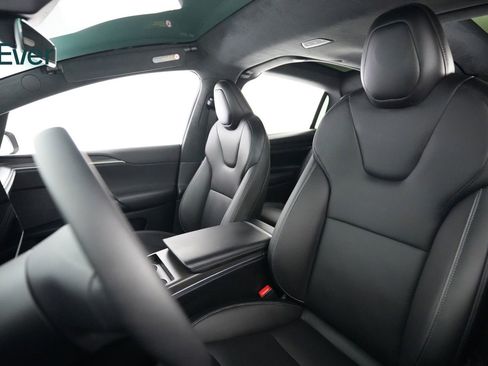 Used 2024 Tesla Model X Plaid AWD/4WD image 4