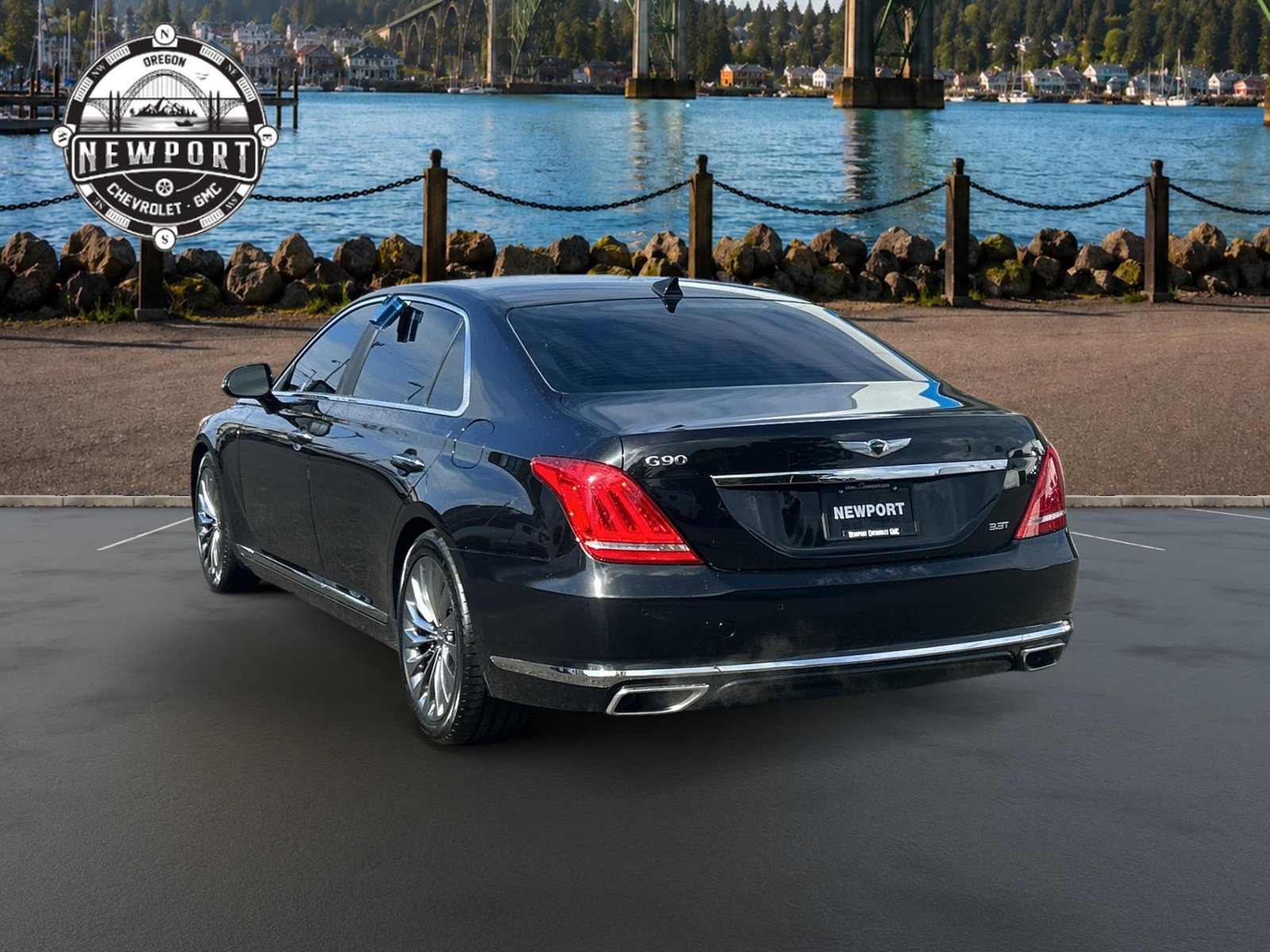 Used 2019 Genesis G90 3.3T Premium RWD image 7