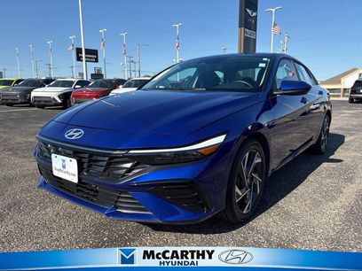 Certified 2025 Hyundai Elantra SEL
