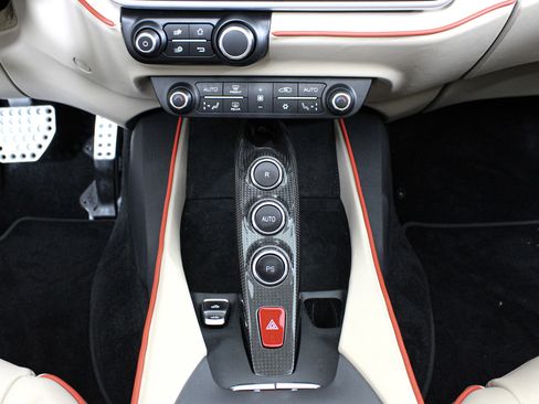 Used 2023 Ferrari Portofino M image 35