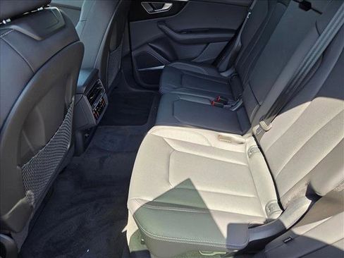 New 2025 Audi Q8 Premium Plus image 17