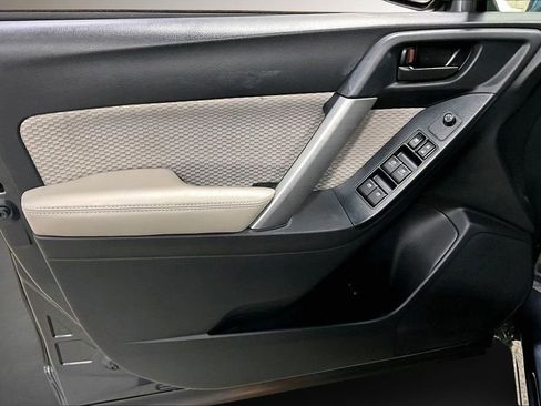 Used 2018 Subaru Forester 2.5i Premium w/ All-Weather Package image 20