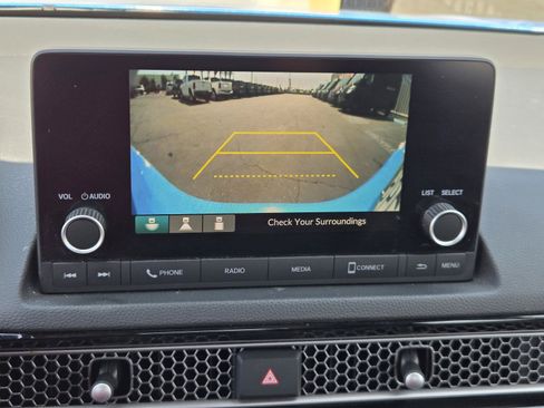 Used 2023 Honda Civic Sport image 8