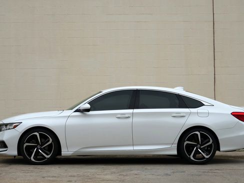 Used 2020 Honda Accord Sport image 8