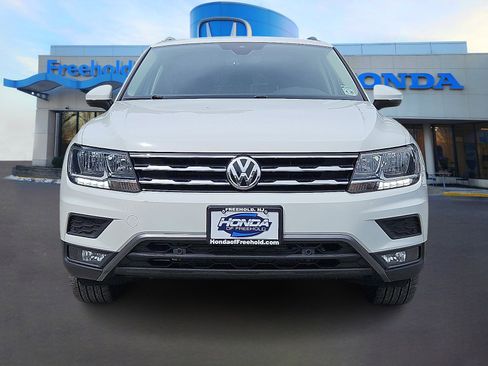 Used 2021 Volkswagen Tiguan SEL w/ 3rd Row Seat Package image 2