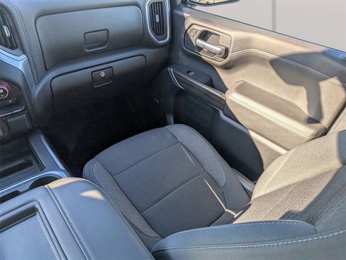 Used 2020 Chevrolet Silverado 1500 RST image 17