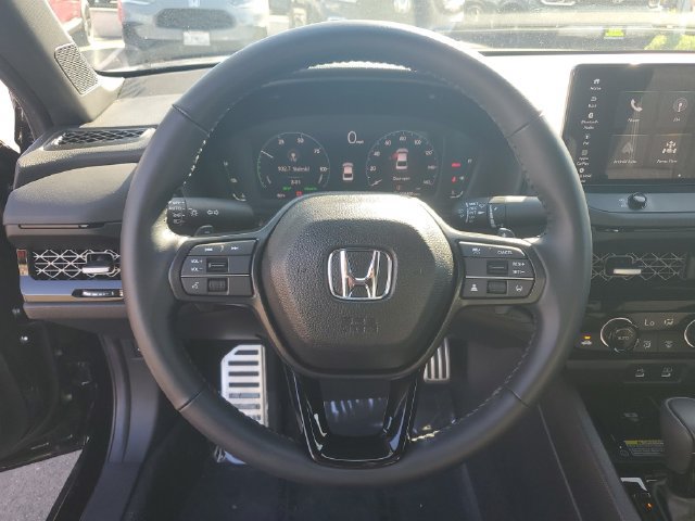Used 2025 Honda Accord Sport image 27