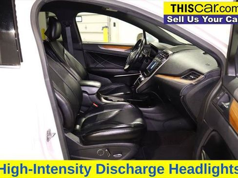 Used 2018 Lincoln MKC Select w/ Select Plus Package FWD image 26