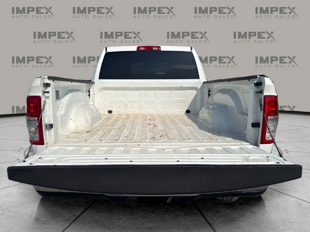 Used 2024 RAM 2500 Big Horn AWD/4WD image 9