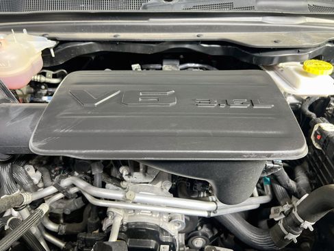Used 2025 RAM 1500 Big Horn AWD/4WD image 29