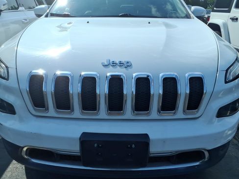 Used 2017 Jeep Cherokee Limited AWD/4WD image 11
