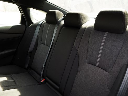 Used 2024 Honda Accord Sport image 17