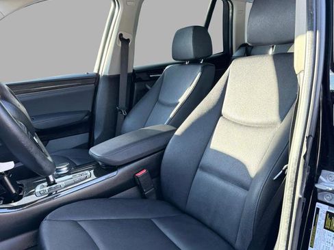 Used 2017 BMW X3 xDrive28i image 25
