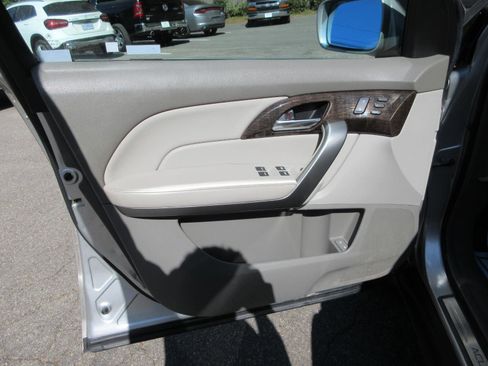 Used 2013 Acura MDX w/ Technology Package AWD/4WD image 12