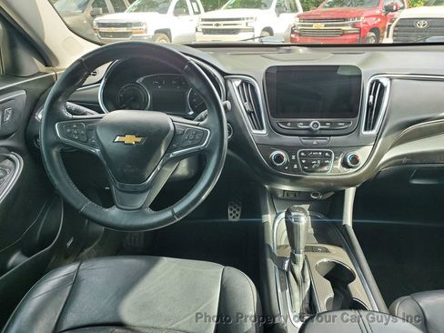 Used 2016 Chevrolet Malibu Hybrid w/ Leather Package image 16
