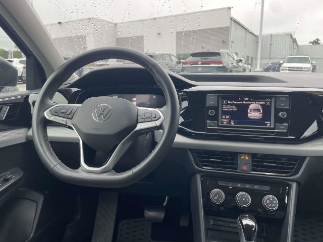 Certified 2024 Volkswagen Taos S FWD image 15