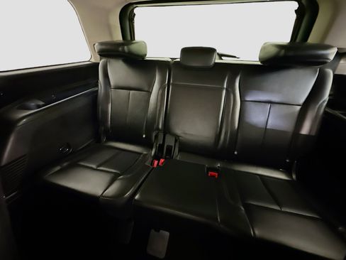 Used 2024 Ford Expedition XLT image 30