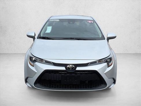 Used 2021 Toyota Corolla LE w/ Carpet Mat Package (TMS) image 2