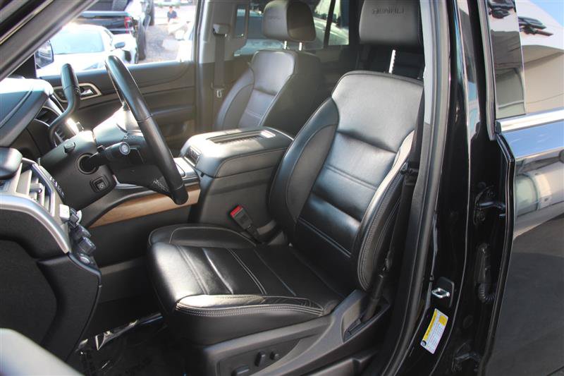Used 2019 GMC Yukon Denali w/ Denali Ultimate Package AWD/4WD image 9
