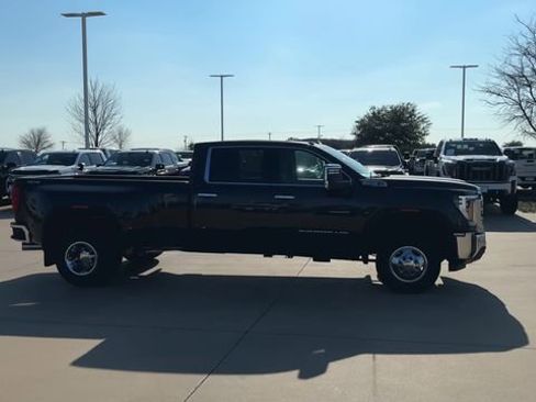 New 2026 GMC Sierra 3500 SLT w/ SLT Convenience Package AWD/4WD image 2