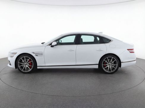 Used 2025 Genesis G70 2.5T AWD/4WD image 5