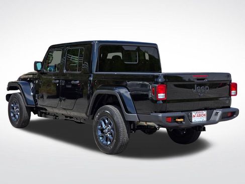 New 2026 Jeep Gladiator Sport AWD/4WD image 17