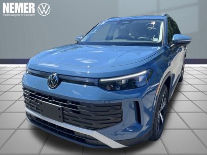 New 2025 Volkswagen Tiguan SE