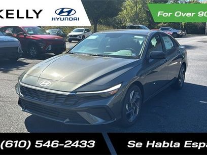 New 2025 Hyundai Elantra SEL