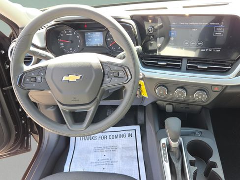 New 2026 Chevrolet Trax LS w/ LS Convenience Package image 13