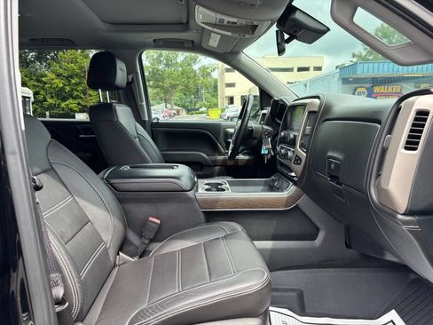 Used 2017 GMC Sierra 1500 Denali AWD/4WD image 26