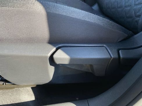 New 2026 Nissan Kicks SV w/ SV Premium Package image 12