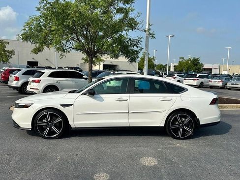 Used 2023 Honda Accord Sport image 26