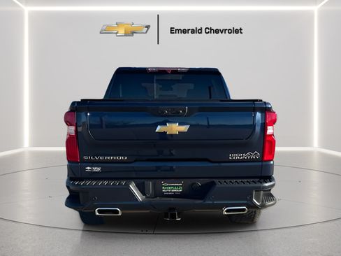 Used 2022 Chevrolet Silverado 1500 High Country w/ Max Trailering Package AWD/4WD image 6