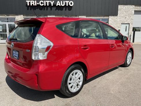 Used 2012 Toyota Prius V Three FWD image 7