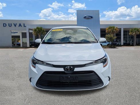 Used 2023 Toyota Corolla LE image 8