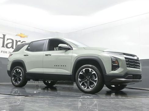 New 2026 Chevrolet Equinox LT w/ Convenience Package II image 2