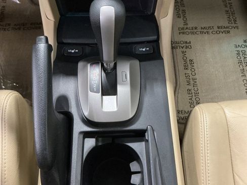 Used 2010 Honda Accord EX-L image 16