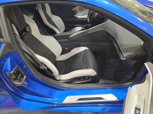 Used 2020 Chevrolet Corvette Stingray Preferred Cpe w/ 2LT Preferred Equipment Group image 33