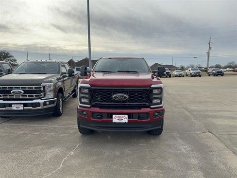 Used 2025 Ford F350 Lariat w/ Black Appearance Package image 2