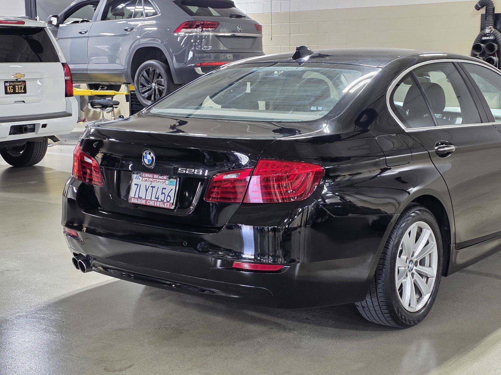 Used 2015 BMW 528i Sedan RWD image 11