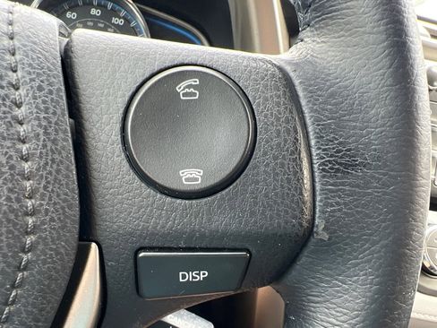 Used 2013 Toyota RAV4 Limited image 17