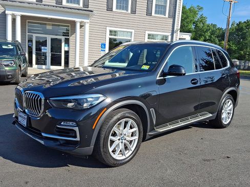 Used 2021 BMW X5 xDrive45e w/ Parking Assistance Package AWD/4WD image 1