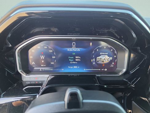 New 2026 Chevrolet Silverado 1500 High Country AWD/4WD image 37