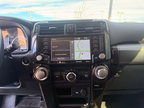 Used 2021 Toyota 4Runner TRD Off-Road Premium w/ Moonroof Package image 17