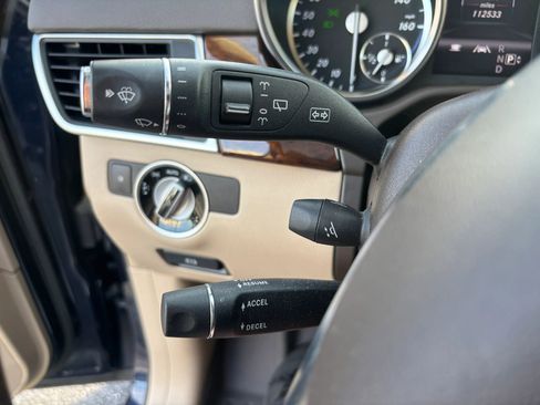 Used 2013 Mercedes-Benz GL 450 4MATIC w/ Premium 1 Pkg image 31