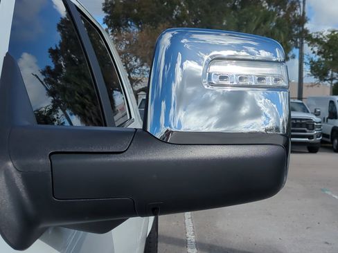 Used 2025 RAM 2500 Limited image 13