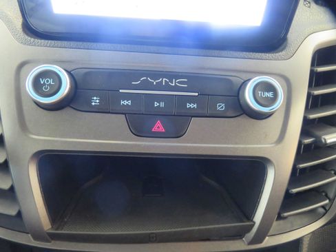 Used 2020 Ford Transit Connect XLT FWD image 40